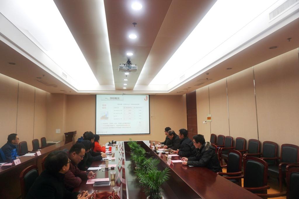 常熟市副市长周灵群一行来我校考察交流